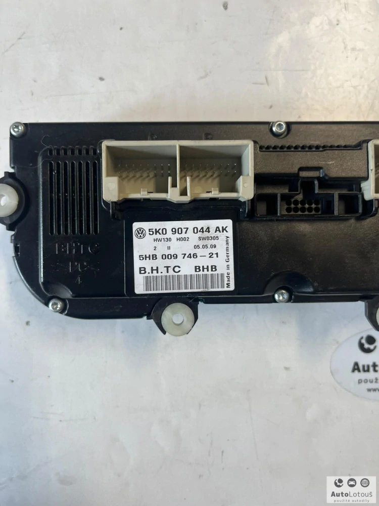 Panel klimatizace VW 5K0907044AK