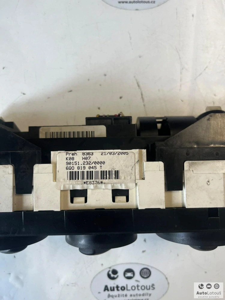 Panel ovládání klimatizace VW Polo 6Q0819045T