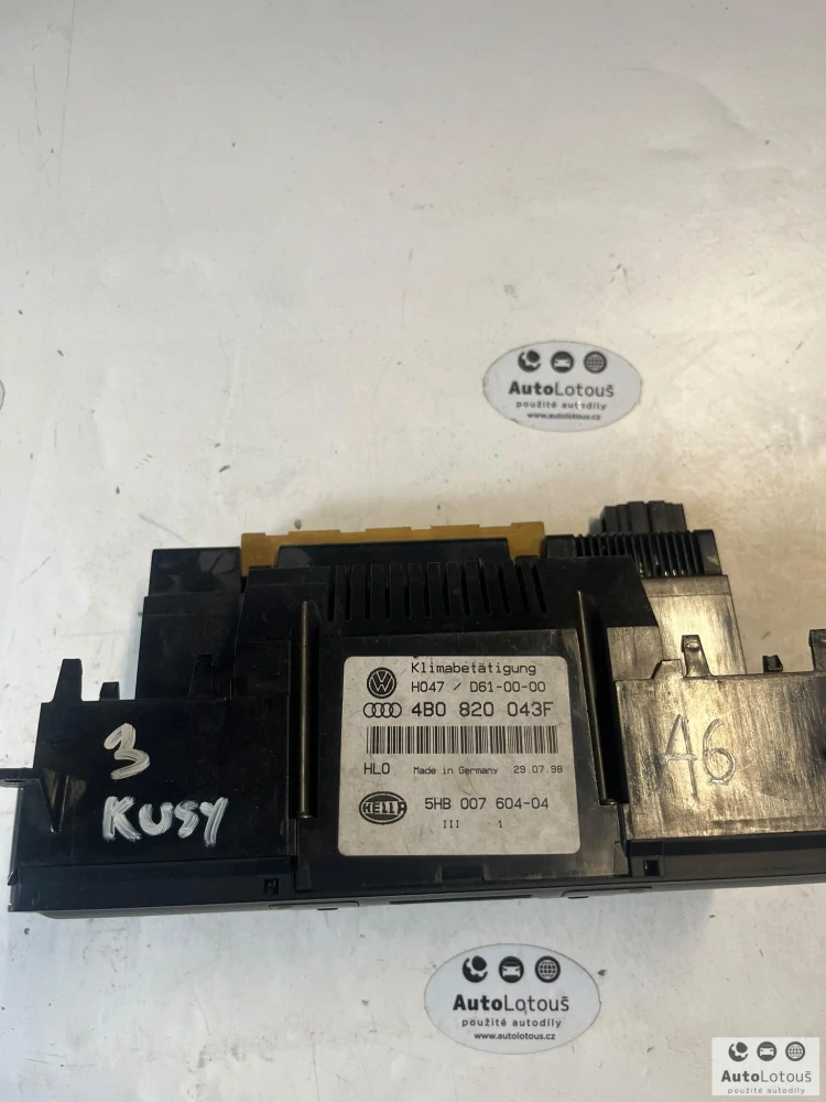 Panel ovládání klimatizace AUDI A6 4B0820043F