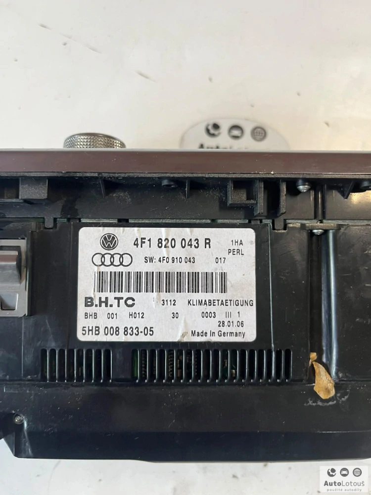 Panel ovládání klimatizace Audi A6 4F1820043R