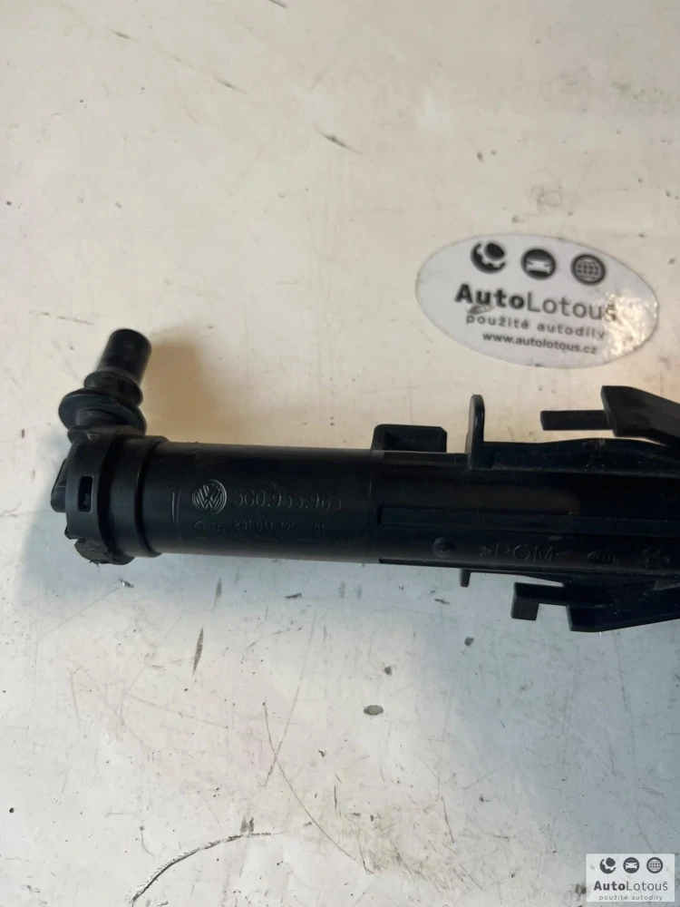 Ostřikovač světel levý 5G0955965