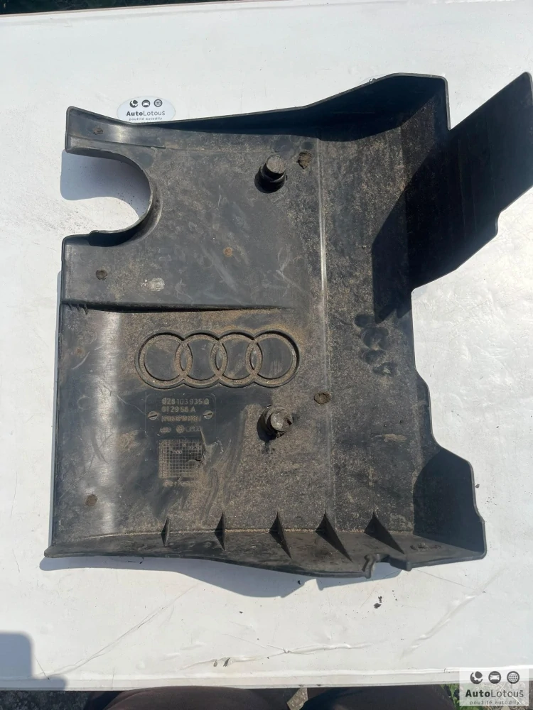 Kryt motoru Audi A4 028103935Q