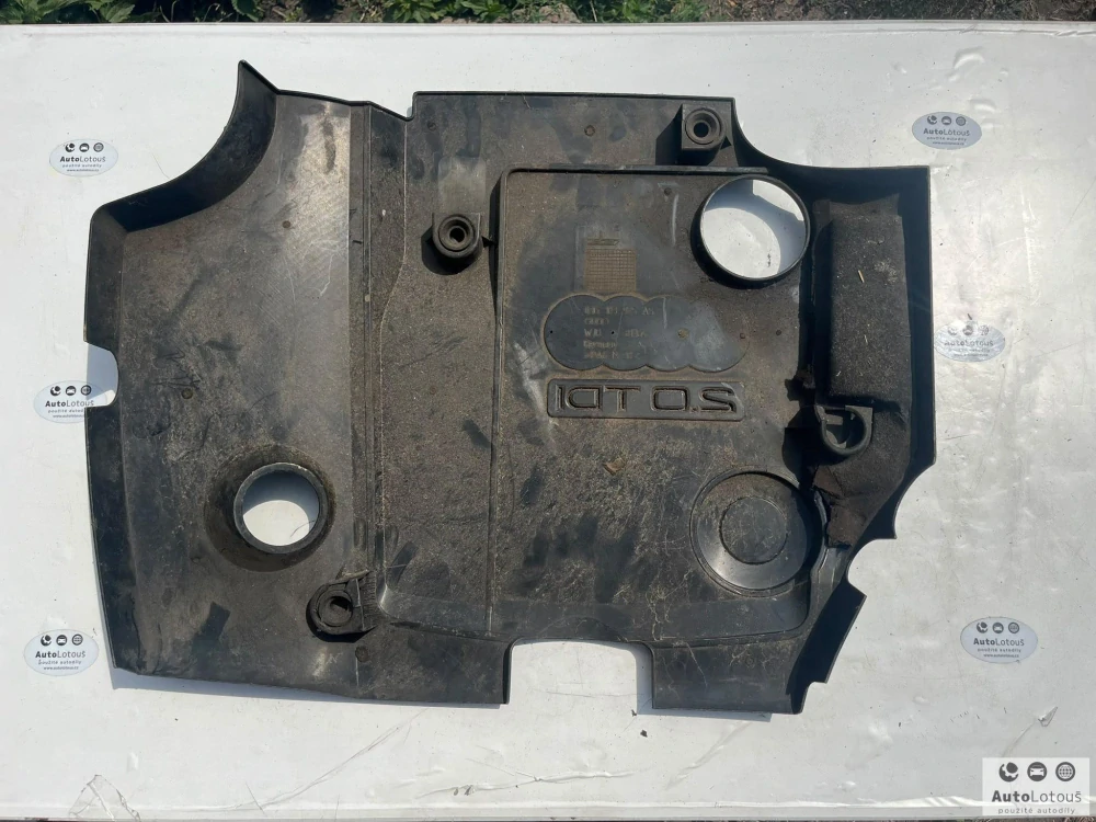 Kryt motoru 2.0 Audi 03G103925AS