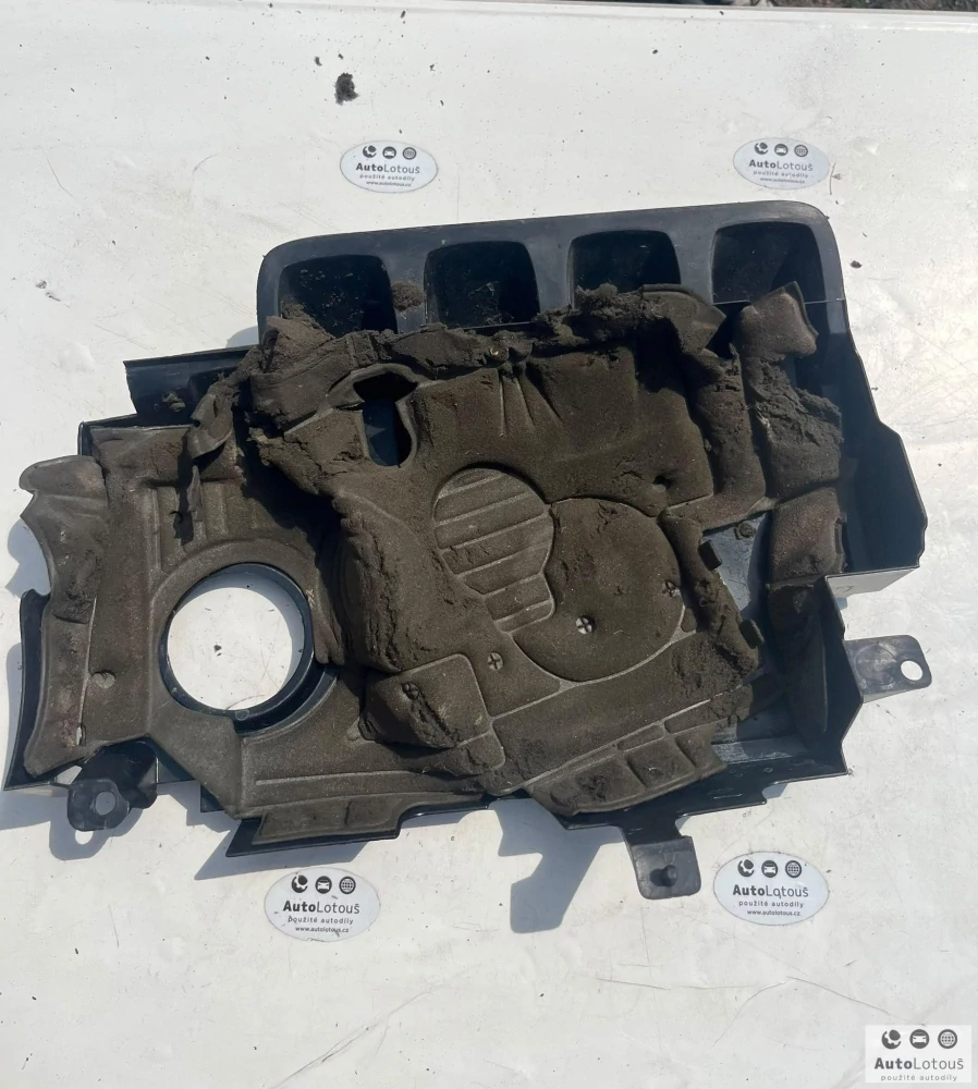 Kryt motoru Škoda 03G103967D