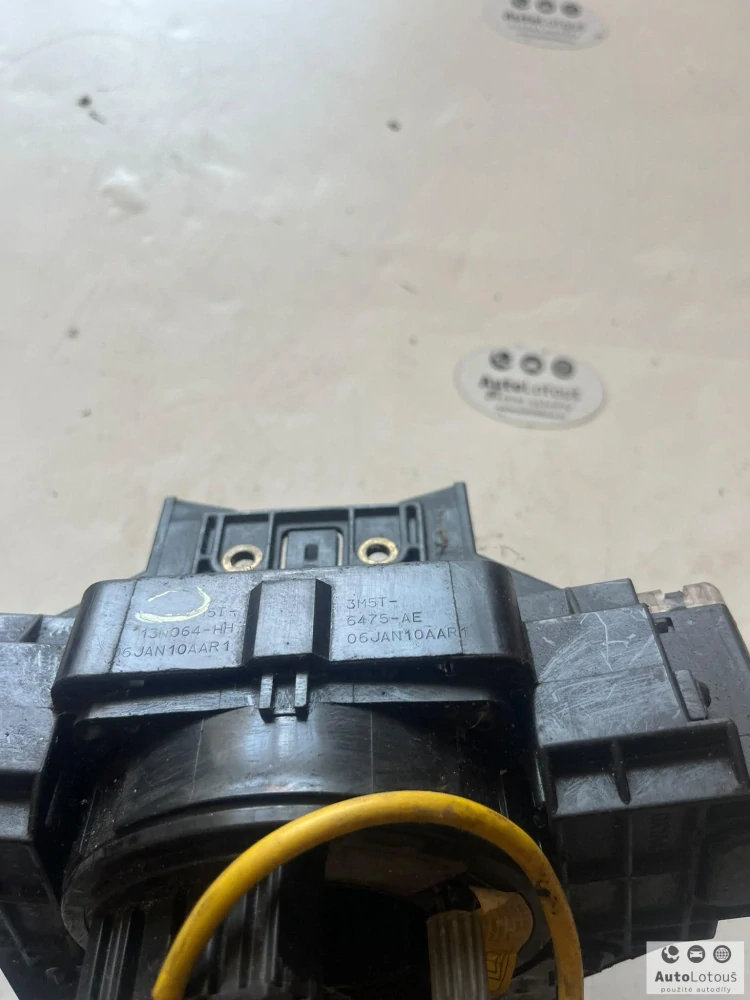 Páčky pod volant Ford 4M5T13N064HH