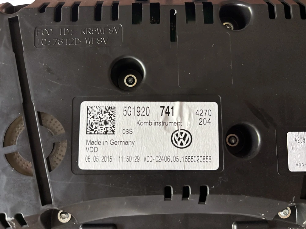 Přístrojová deska budíky VW Golf VII 5G1920741