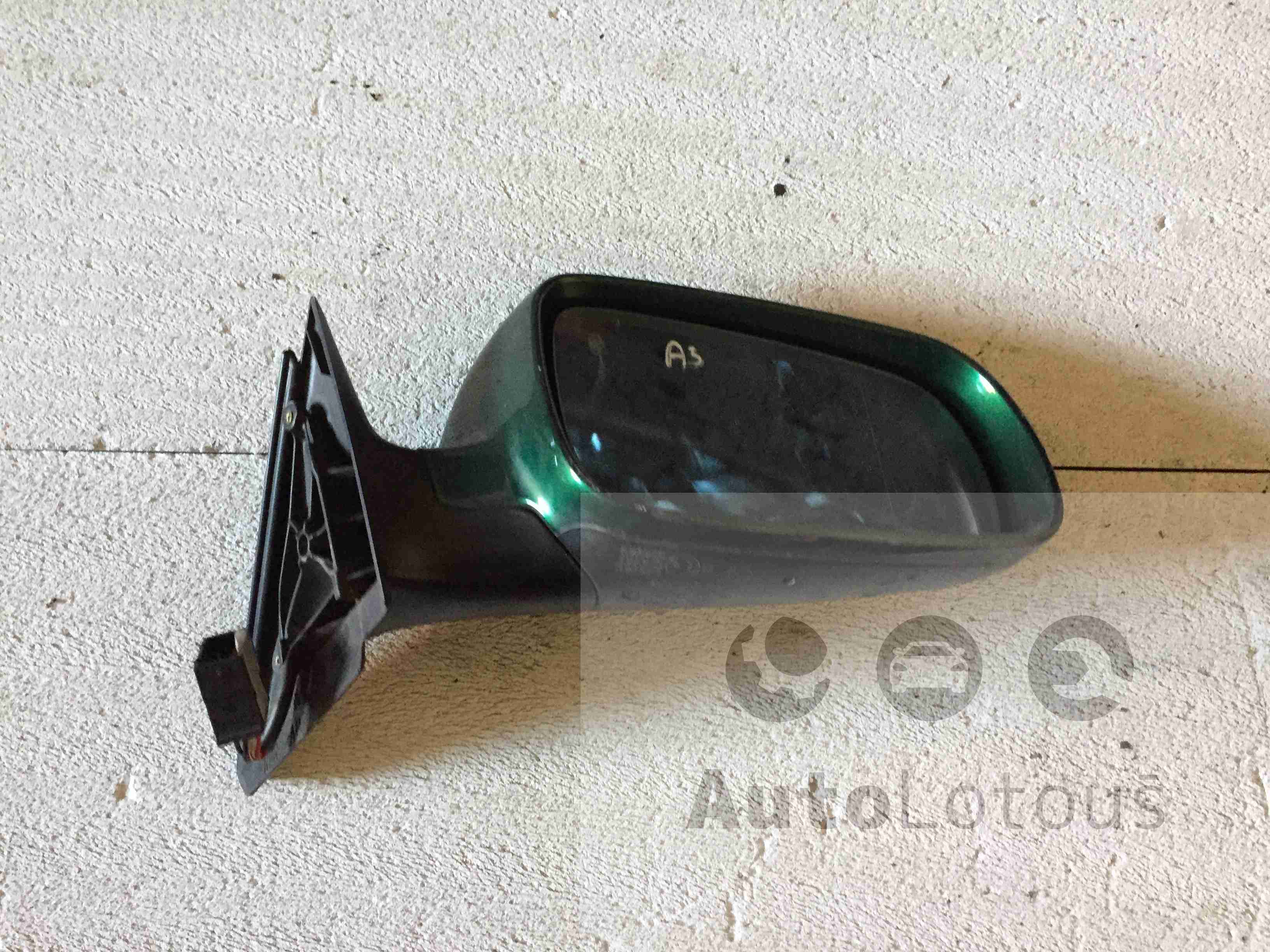 Pravé zrcátko Audi A3 8L 1997-02
