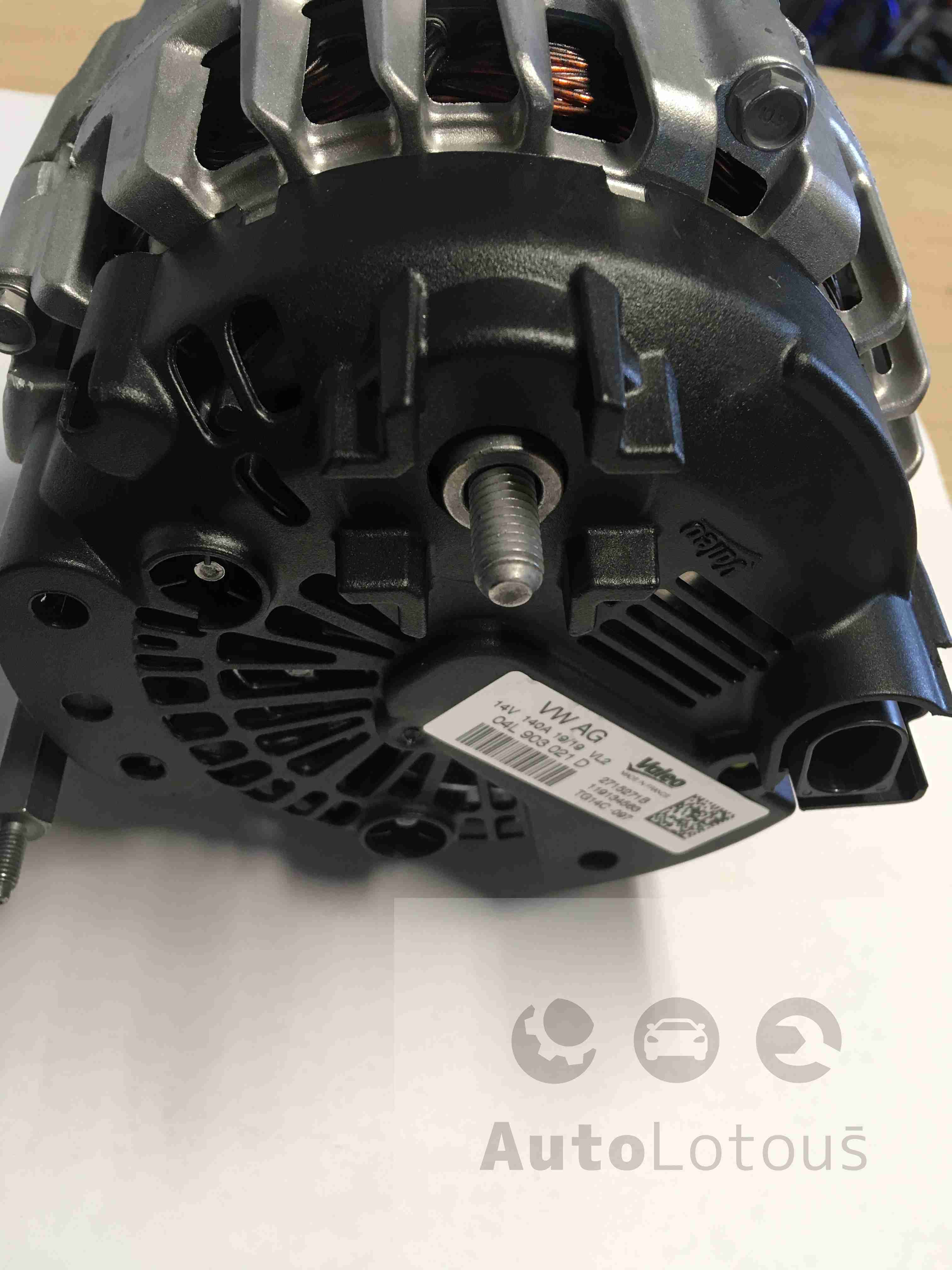 Alternátor Škoda VW 04L903021D 04L 903 021 D 14V 140A