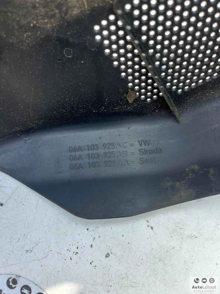 Kryt motoru Škoda 1.6 SR 06A103925AB
