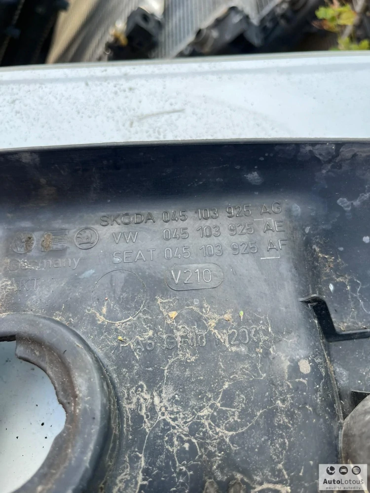 Kryt motoru Škoda 045103925AG