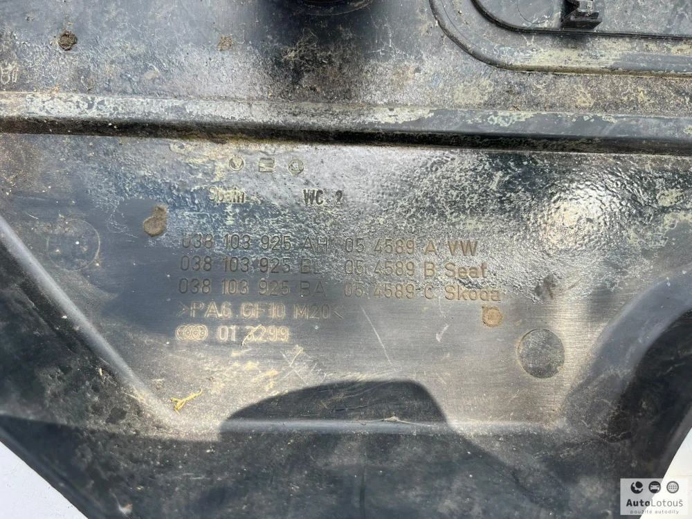 Kryt motoru Škoda 038103925BA