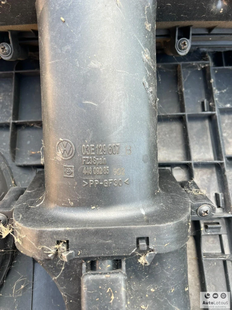 Kryt motoru Škoda 03E129607B