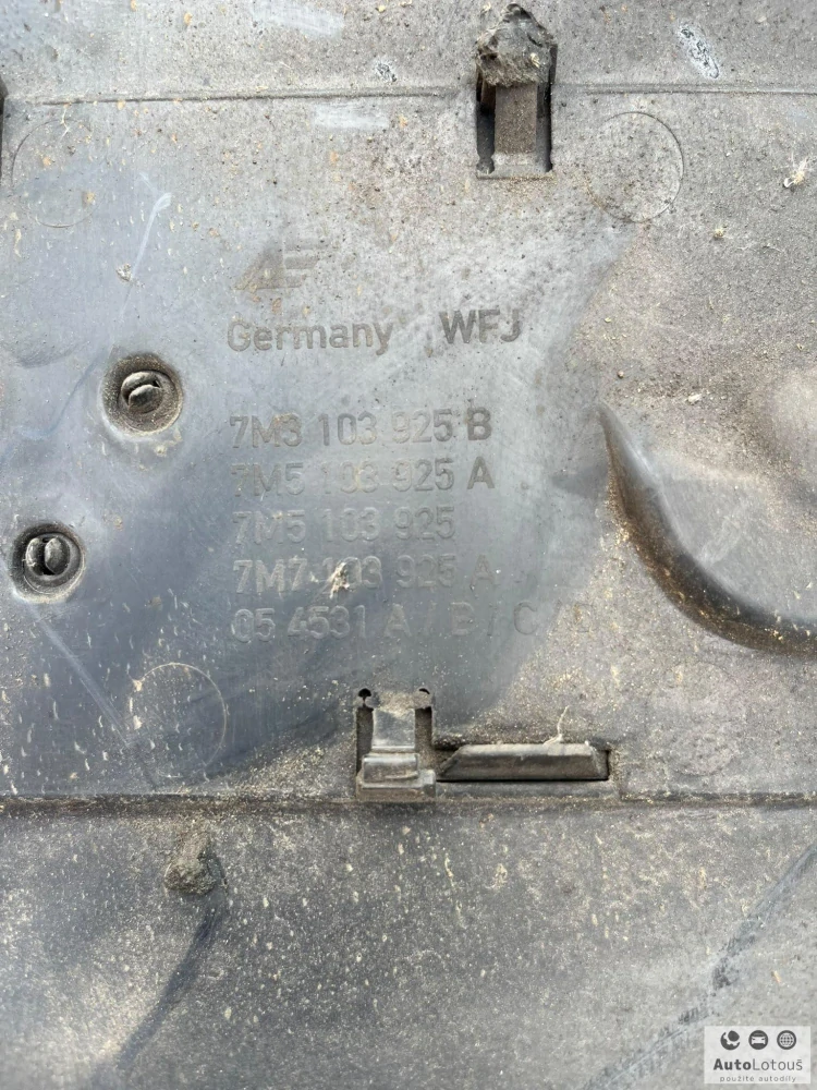 Kryt motoru VW 7M3103925G/M 7M5103925