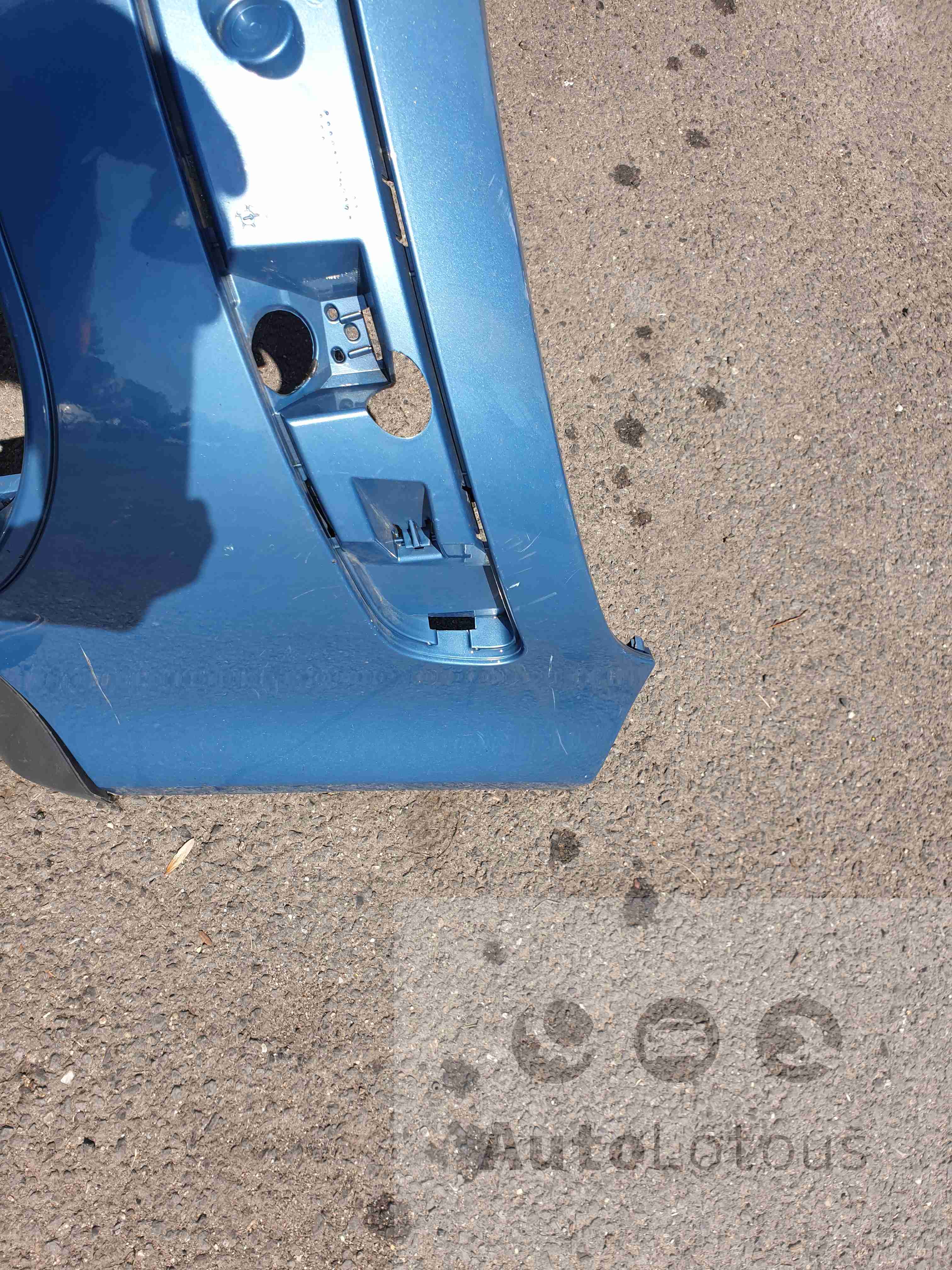 Přední nárazník VW Golf V 5 plus 5M0807217 5M0 07 217 