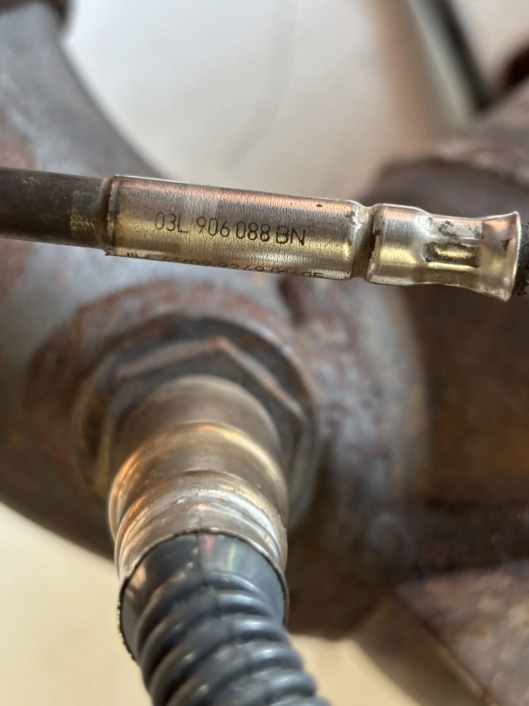 Filtr DPF Transportér T5,1 2,0Tdi CAA 7E0254700EX, 7E0254700DX, 7E0254700HX