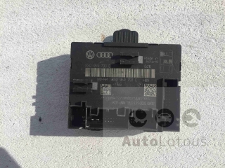 8X0959793F 8X0 959 793 F JEDNOTKA DVEŘÍ ŠKODA VW AUDI PŘ LEVÉ