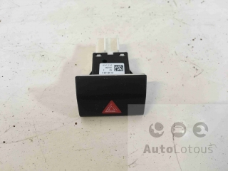 Spínač varovných světel Superb 2 3T0953235D