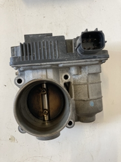 Škrtící klapka Nissan Almera SERA57601 Q5Z102