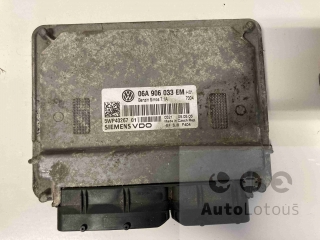 Řídící jednotka motoru VW Jetta 1,6i 75kw 06A906033EM 06A 906 033 EM