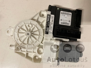 Motor stahování oken včetně jednotky pravý Audi A3 8P 8P4959802E 8P4 959 802 E