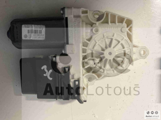 Motorek spouštění okna 1K0959703P 1K0 959 703 P VW Passat B6 levý zadní