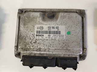 Řídící jednotka motoru Škoda VW 036906032 036 906 032