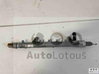 Vstřikovací lišta VW,Škoda 1,6Tdi 03L130089B 03L 130 089 B