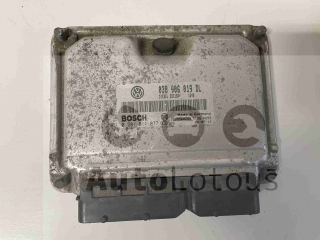 Řídící jednotka motoru 038906019DL 038 906 019 DLVolkswagen