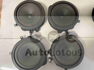 Audi A3 8P Reproduktor 8P0 035 411 C  8P0035411C 