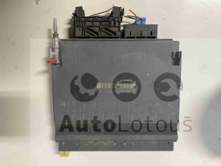Mercedes-Benz control module 2208206826