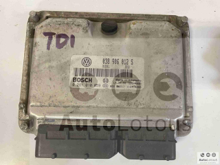 Jednotka motoru 038906012S 0281010059 Seat Bosch
