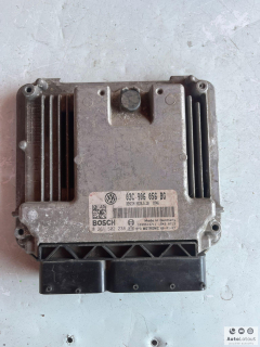 Řídící jednotka motoru ECU VW Golf5 1.4 03C906056BG 