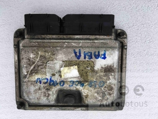 Řídící jednotka motoru Škoda Fabia 1,9 TDi 038906019CN 038 906 019 CN