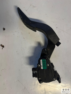 Plynový pedál Audi A4,B6, 8EI721523A
