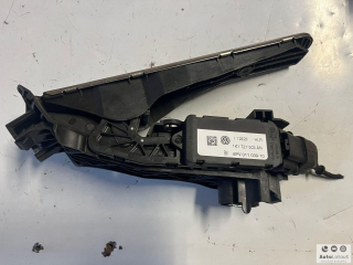 Pedál plynu s elektronickým modulem Škoda Volkswagen Seat Audi 1K1721503AN