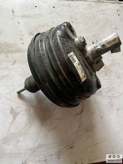 Posilovač brzd AUDI A6 4F 4F0612105G