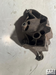 Držák převodovky VW Passat B7 1K0199117AP