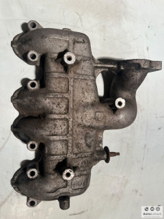 Sací potrubí Audi A4 b5 038129713AD