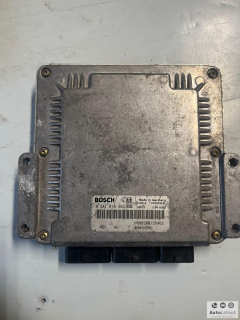 Jednotka motoru 8200121886 0281010482 Renault Laguna II.