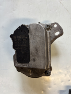 Motorek regulace turba 3,0Tdi 059129086E 059 129 086 E