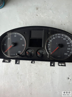 Budíky VW 1T0920863A