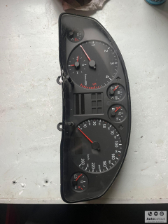 Budíky Audi A6 C5 4B0919860E