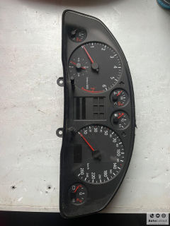 Budíky AUDI 4B0919860A