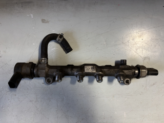 VSTŘIKOVACÍ LIŠTA 1.6 TDI 77KW CLHA/CLHB 04L089B