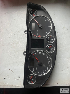 Budíky AUDI A6 4B0919881X