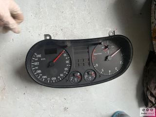 Budíky Audi A3 8L0919860E