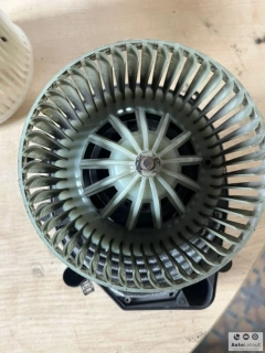 Ventilátor topení VW Audi 8D1820021 740221233F