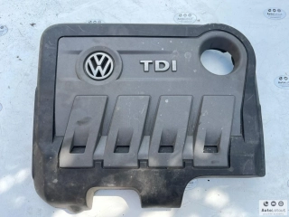 Kryt motoru VW 03L103925R