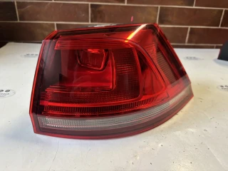 Zadní světlo pravé Golf 7 variant 5G9945096C