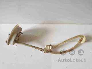 SENZOR ÚROVNĚ PALIVA AUDI A6 C4 2.5 TDI 443919049F 443 919 049 F